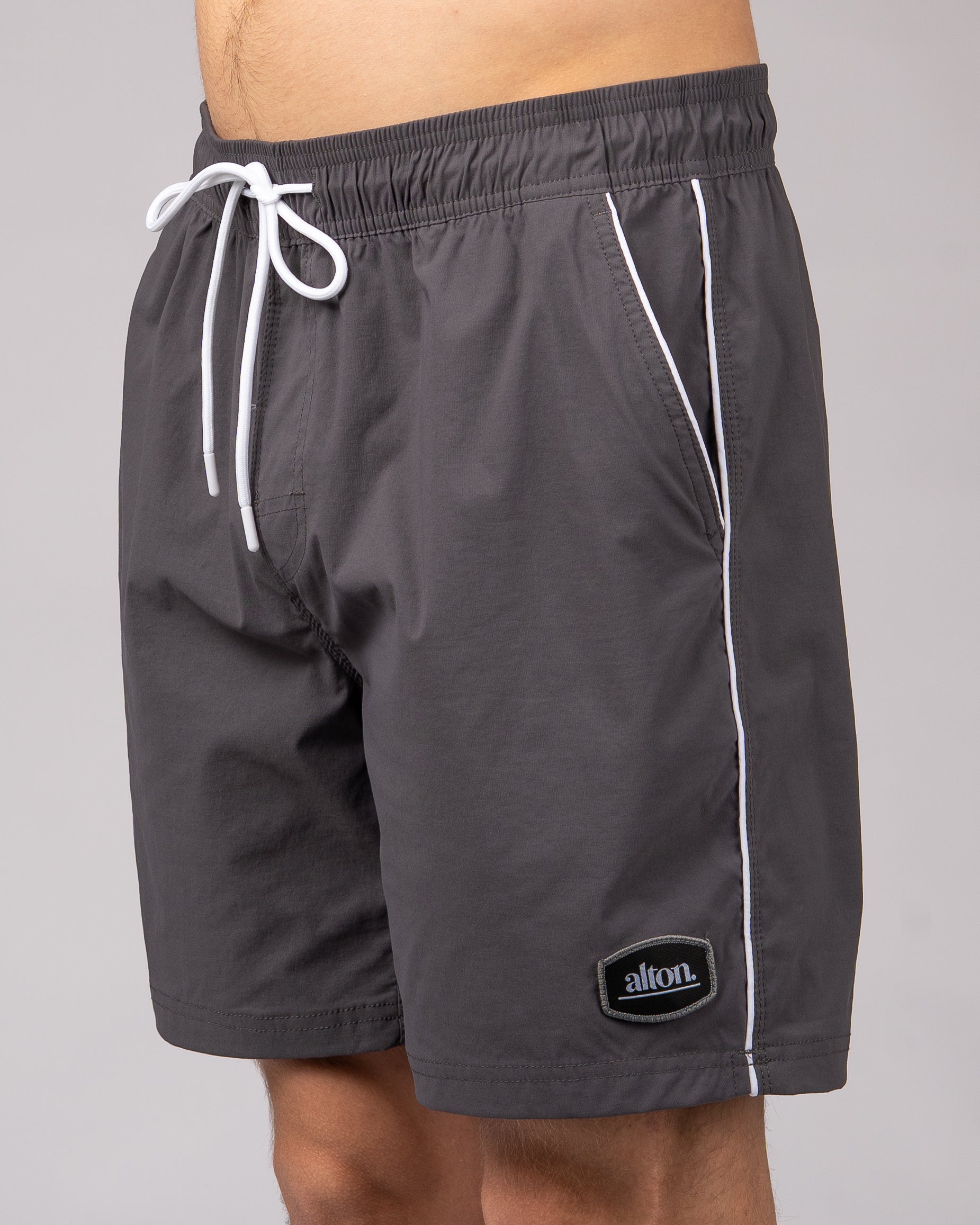 19" Lima Boardshorts - Deep Navy