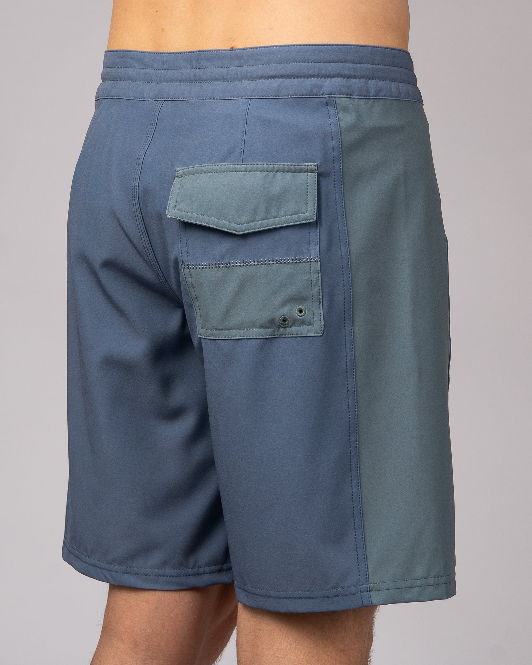 19" Scout Boardshorts - Blue