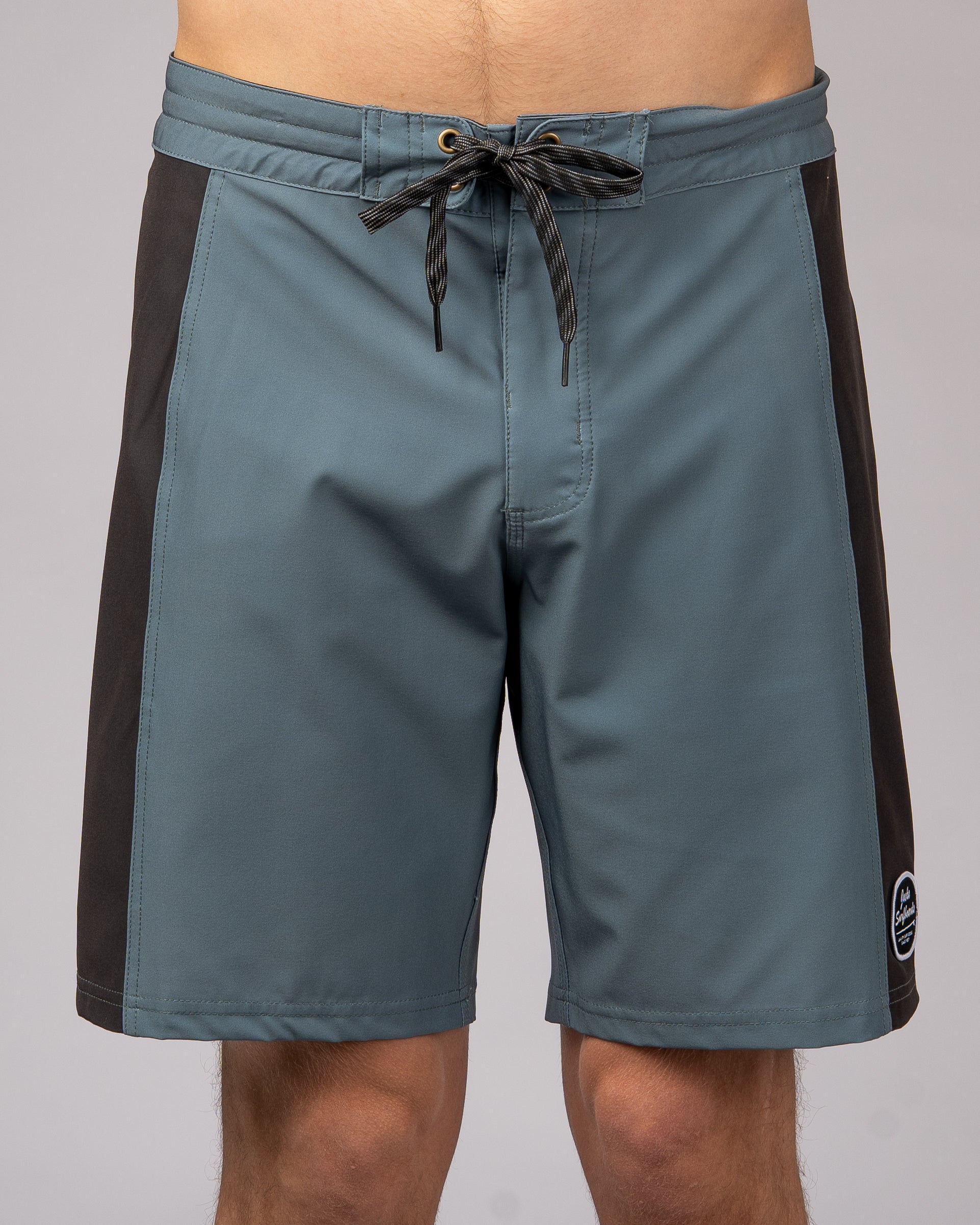 19" Scout Boardshorts - Stormy