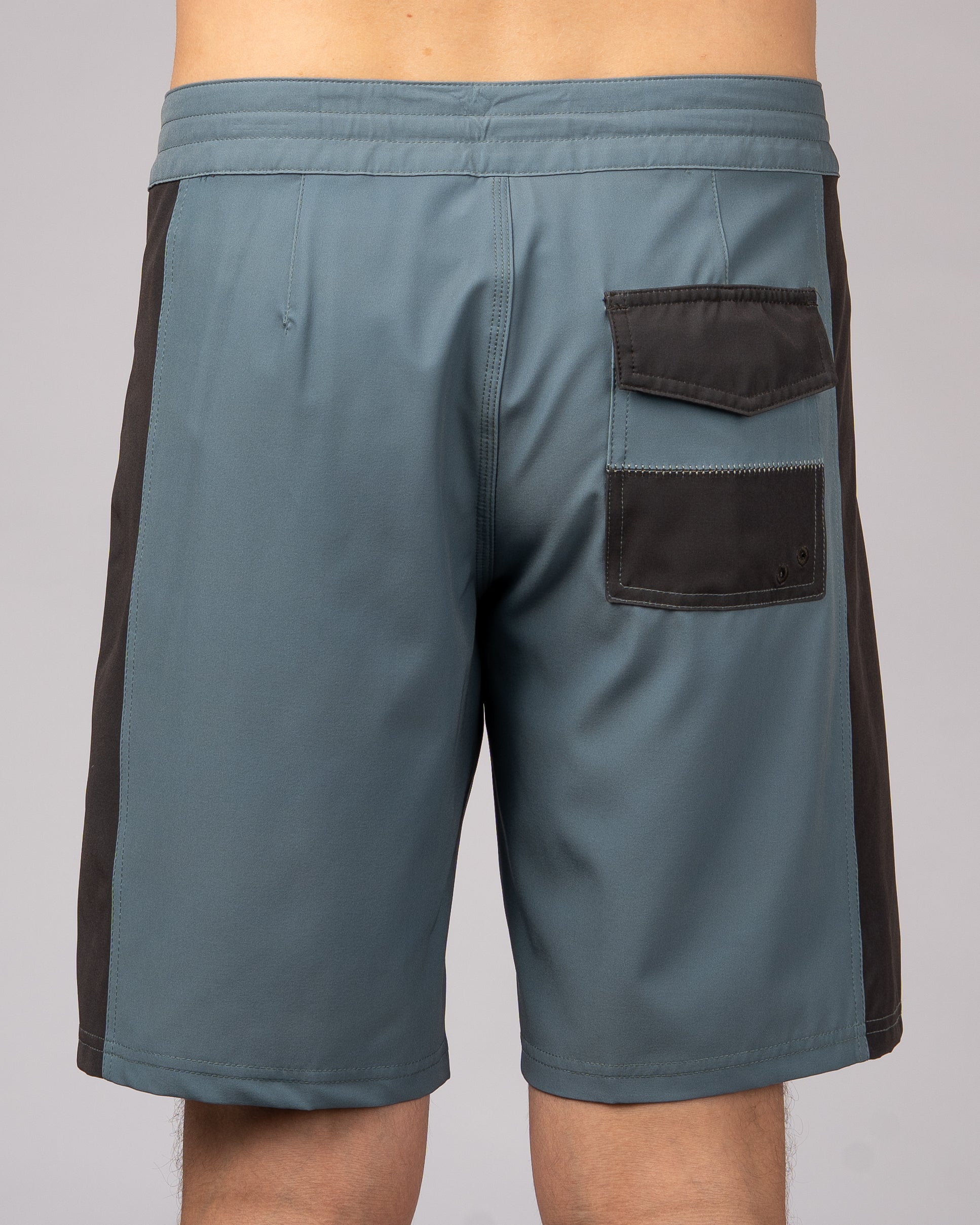 19" Scout Boardshorts - Stormy
