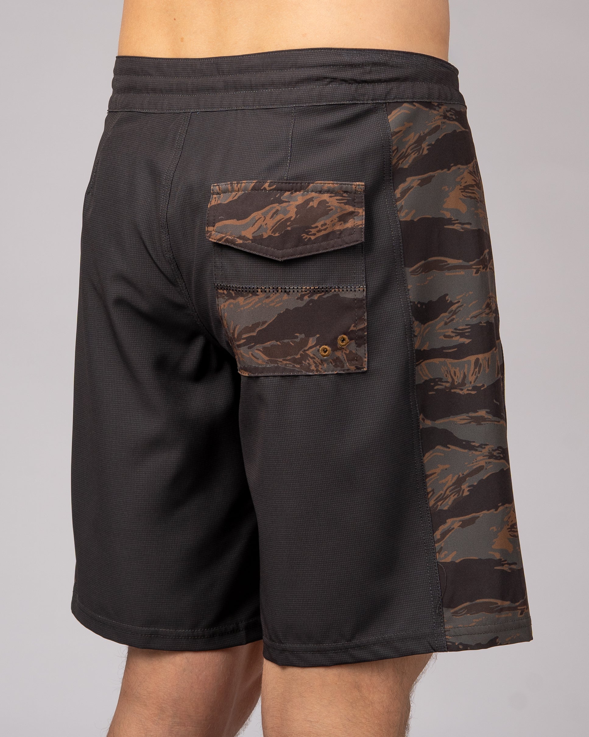 Jack's Surfboard Men's 19" Scout Print Shorts