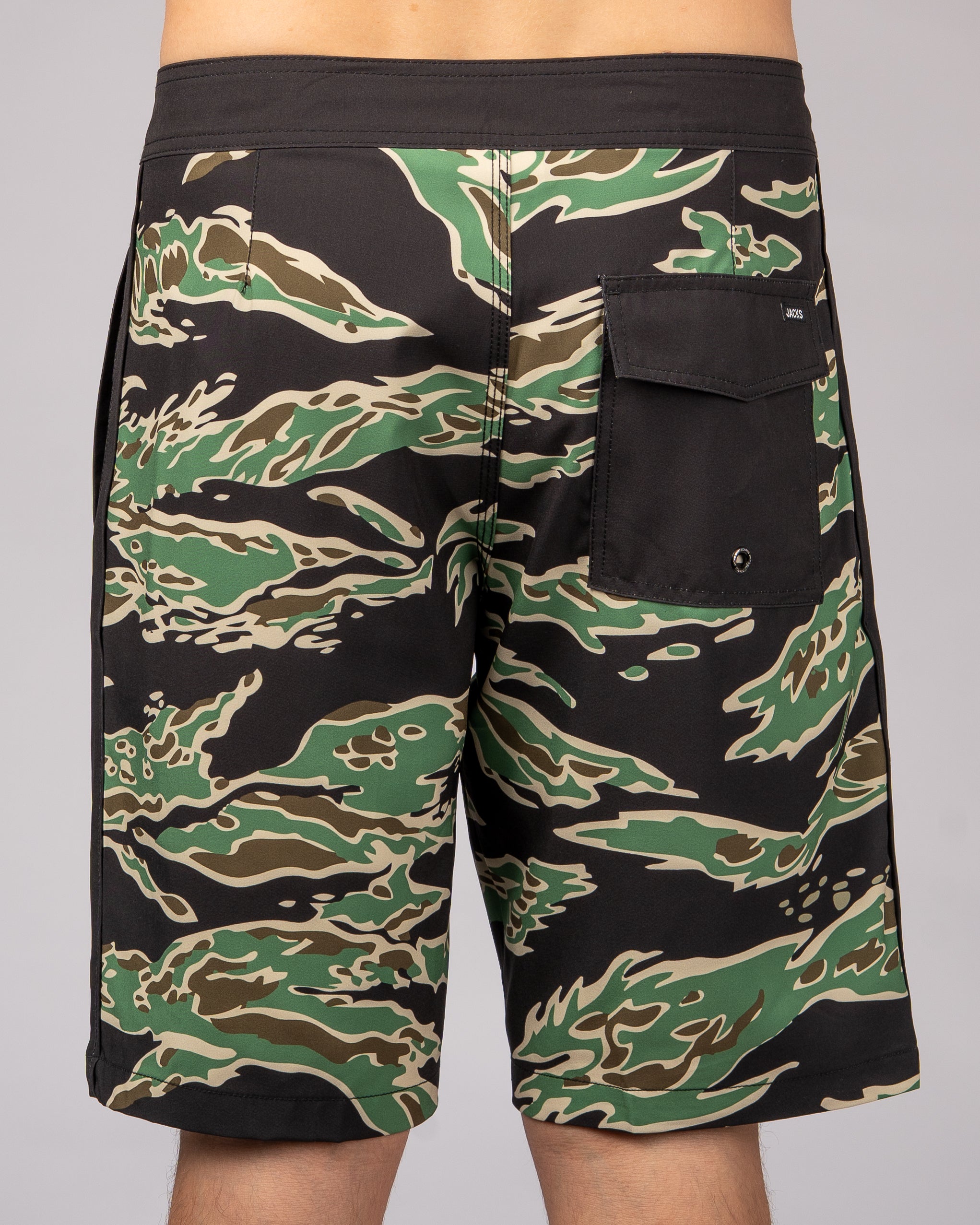 20" Camo Volley Shorts