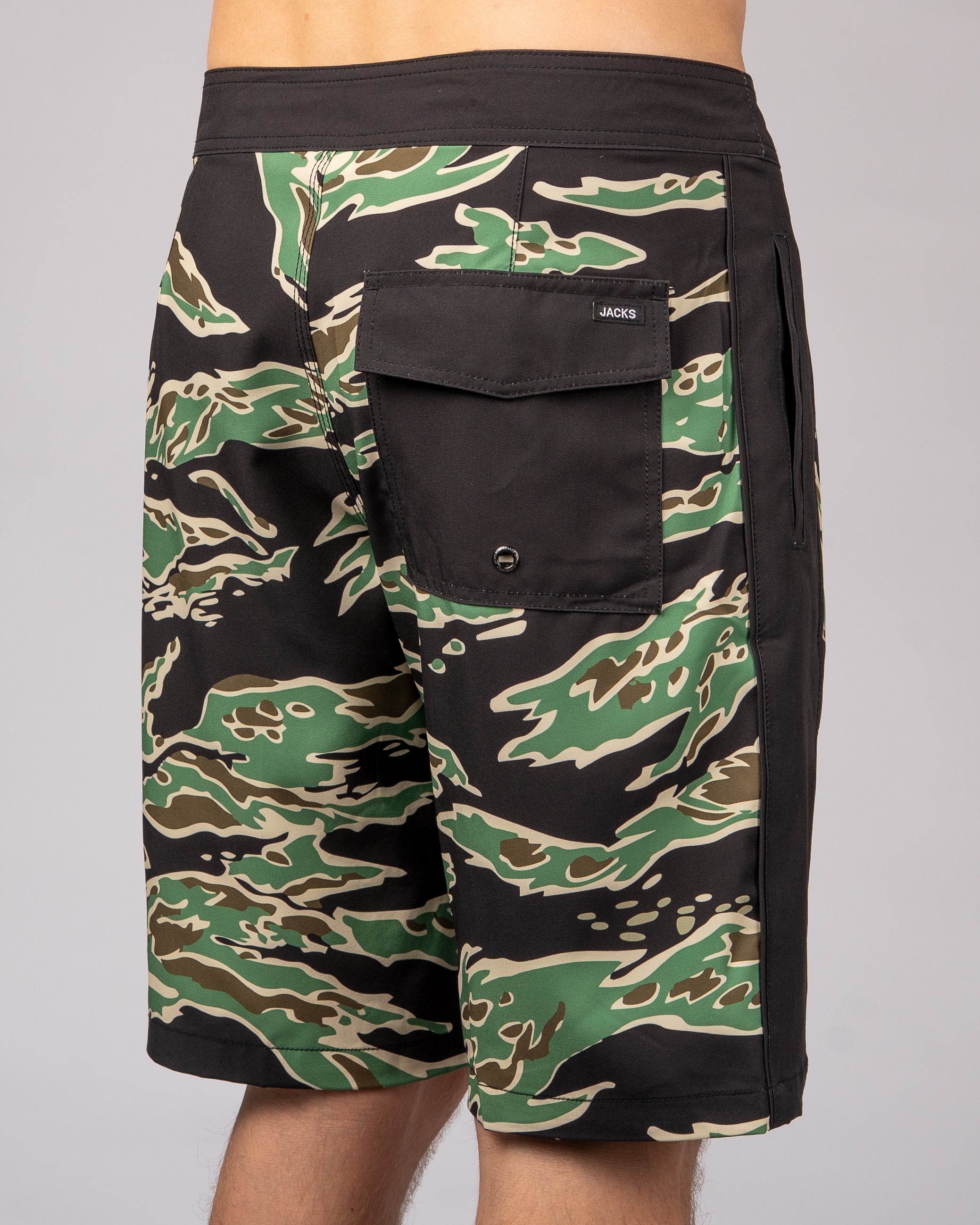 20" Camo Volley Shorts