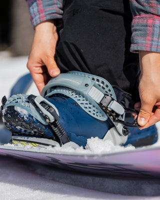 Bataleon Women's Blaster AsymWrap™ FASE® Snowboard Bindings - Grey
