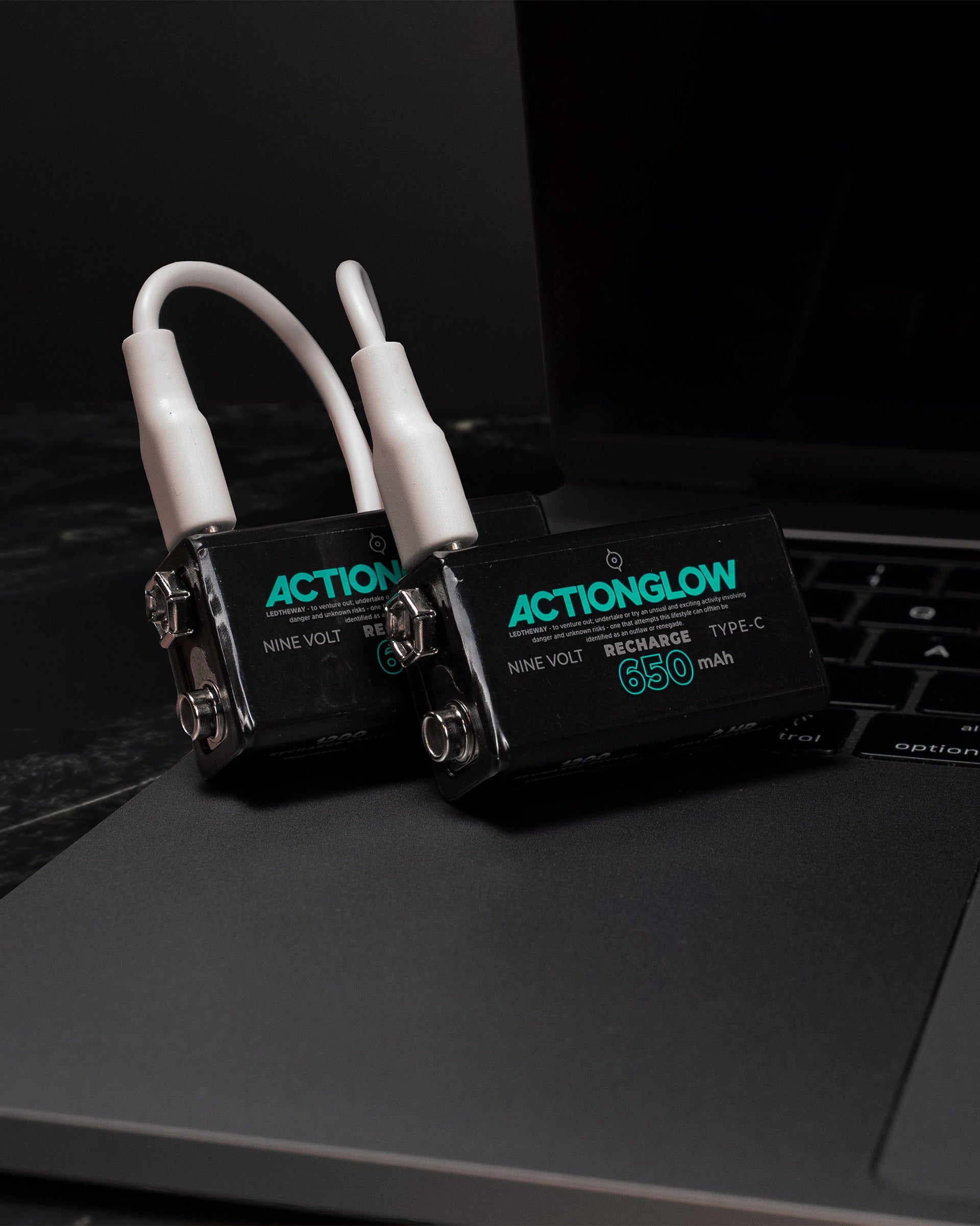 Action Glow AG Rechargeables (2 pk)