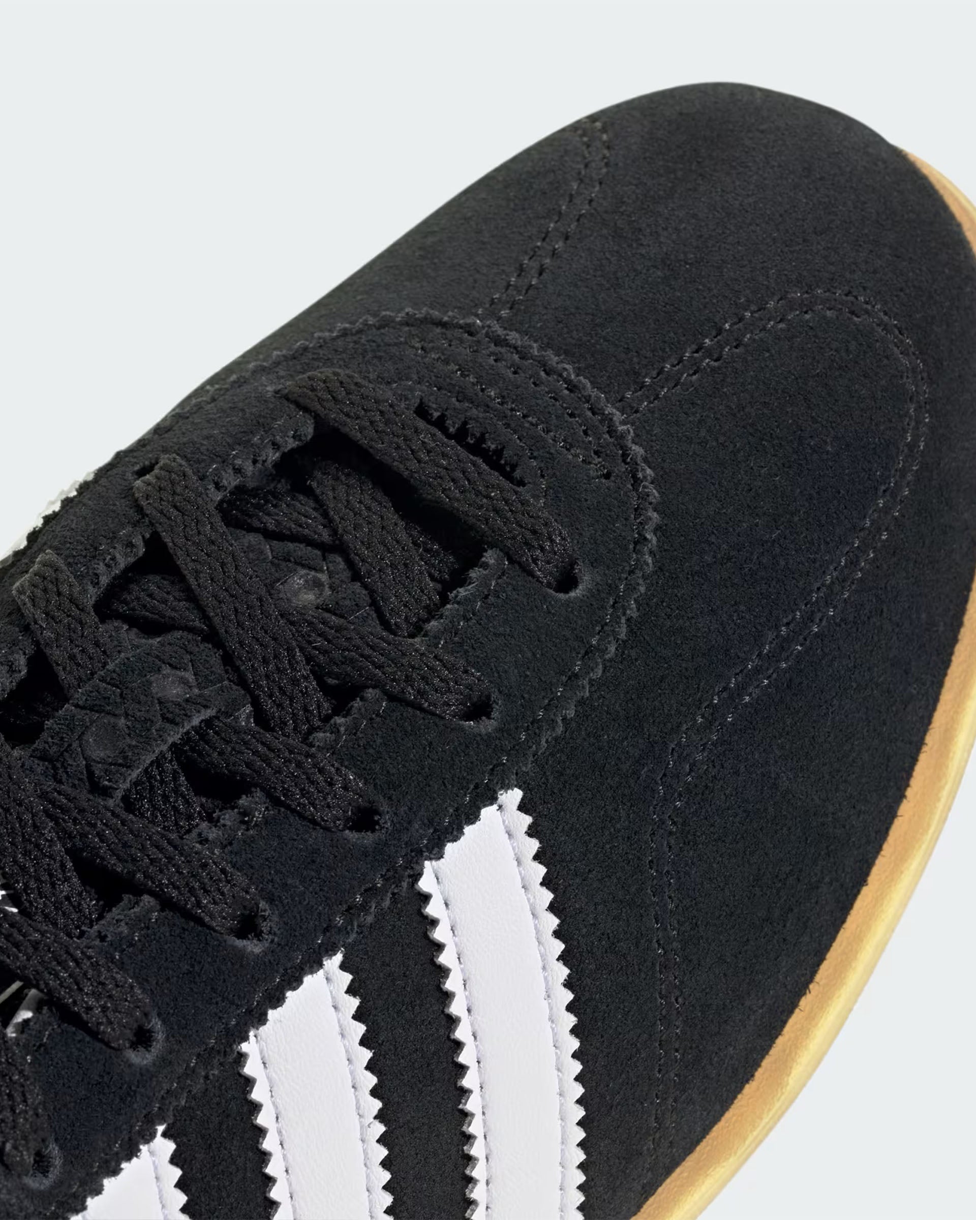 Adidas Women's Gazelle Lo Pro Shoes - Core Black/Cloud White/Gum
