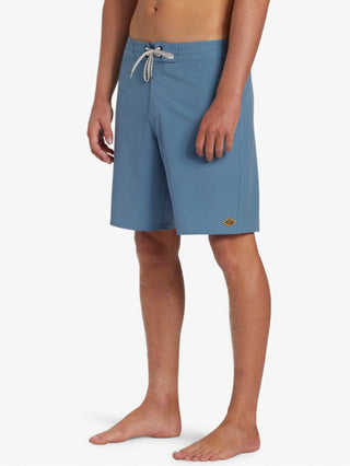Billabong Every Other Day Lo Tide 17" Boardshorts