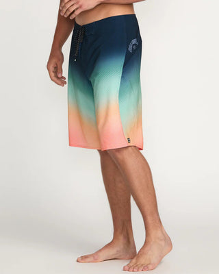 Billabong Fluid Pro Performance 21" Boardshort - Multi