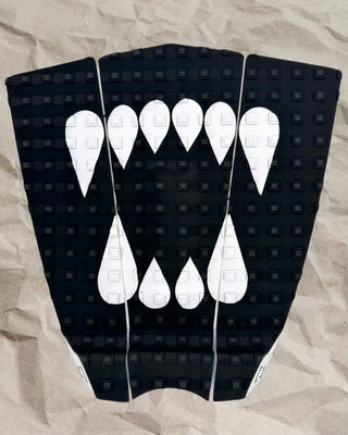 Blak Bear Surf Club The Jaws Billy Kemper Pro Traction Pad - Black
