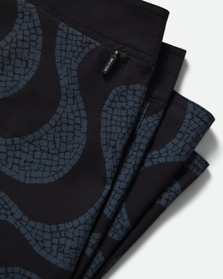 Brixton Blitz 19" Boardshort - Black/Future Grey Warped Tile