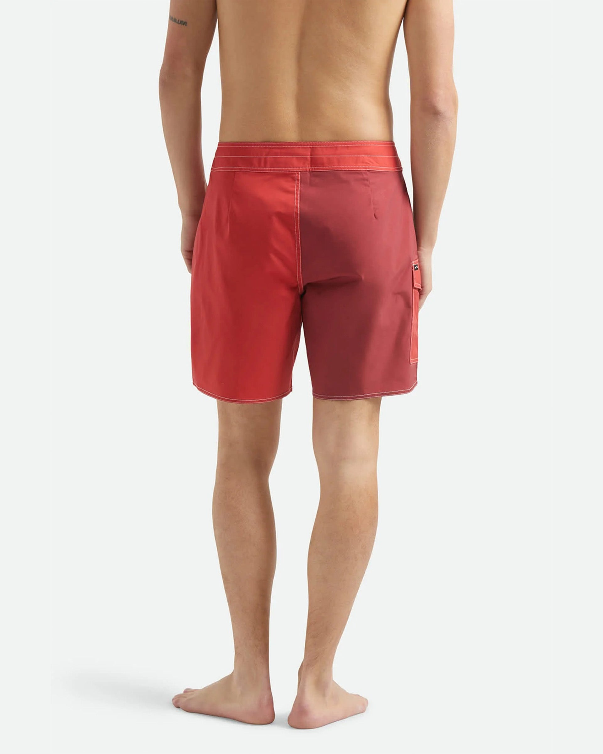Brixton Classic 17" Trunk - Adrenaline Rush/Robust Red