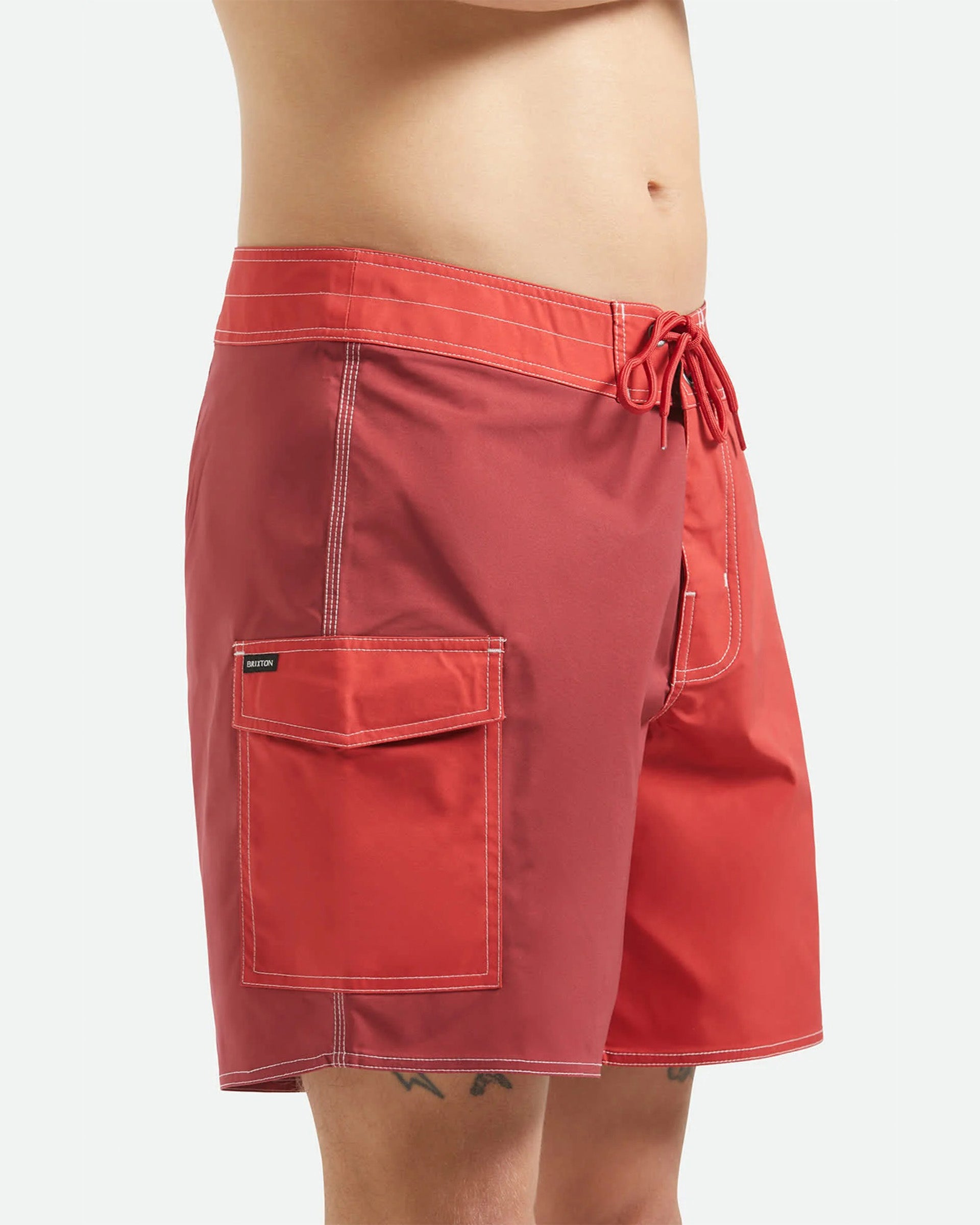 Brixton Classic 17" Trunk - Adrenaline Rush/Robust Red