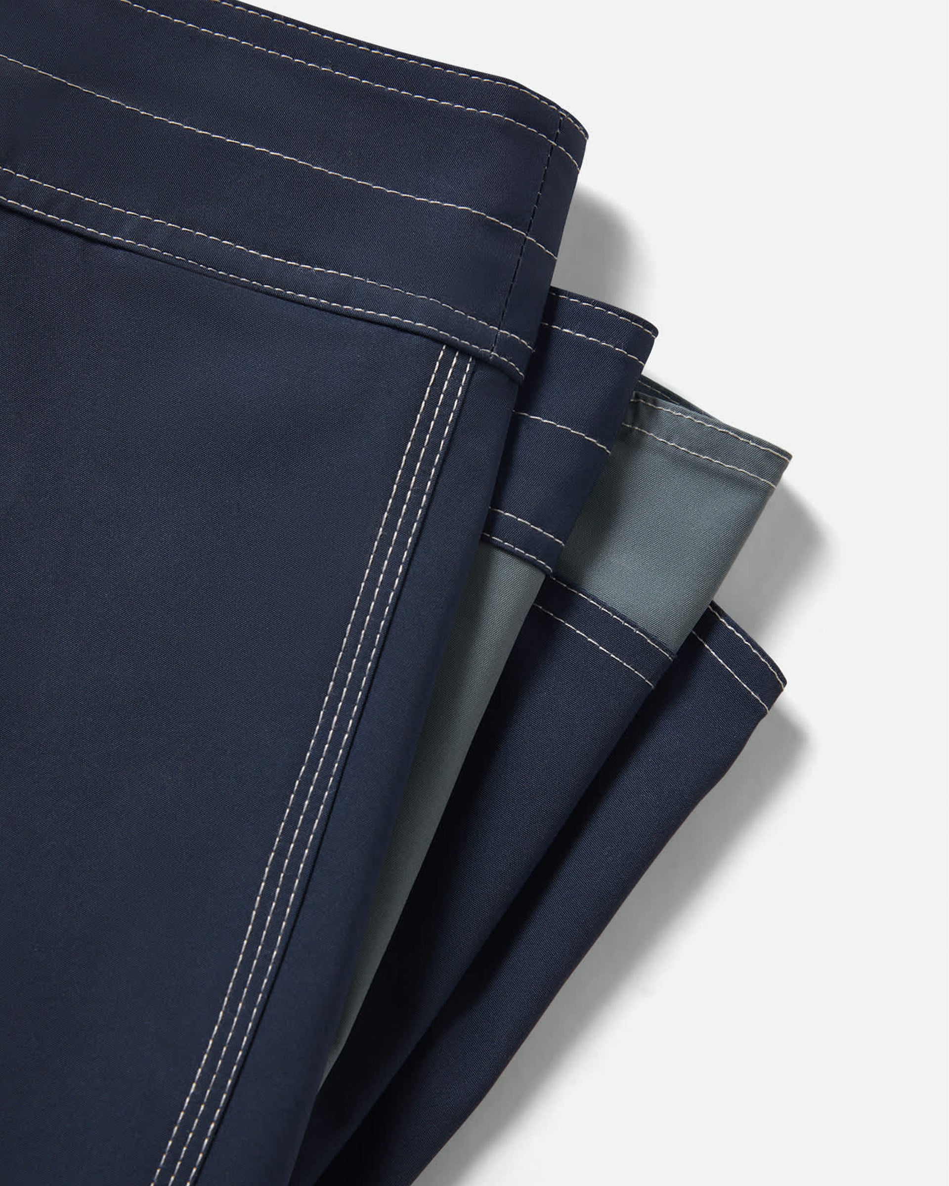 Brixton Classic 17" Trunk - Washed Navy