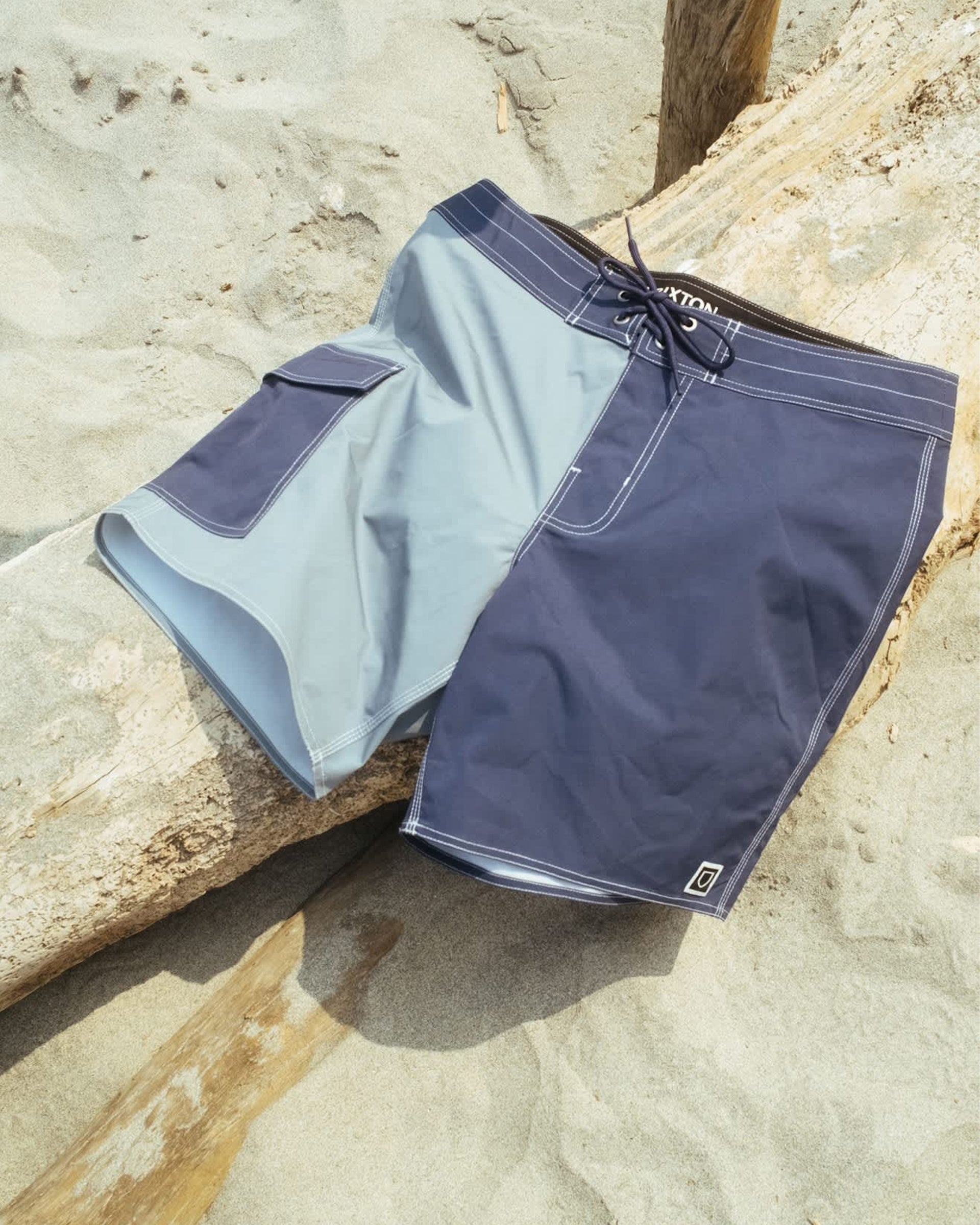 Brixton Classic 17" Trunk - Washed Navy