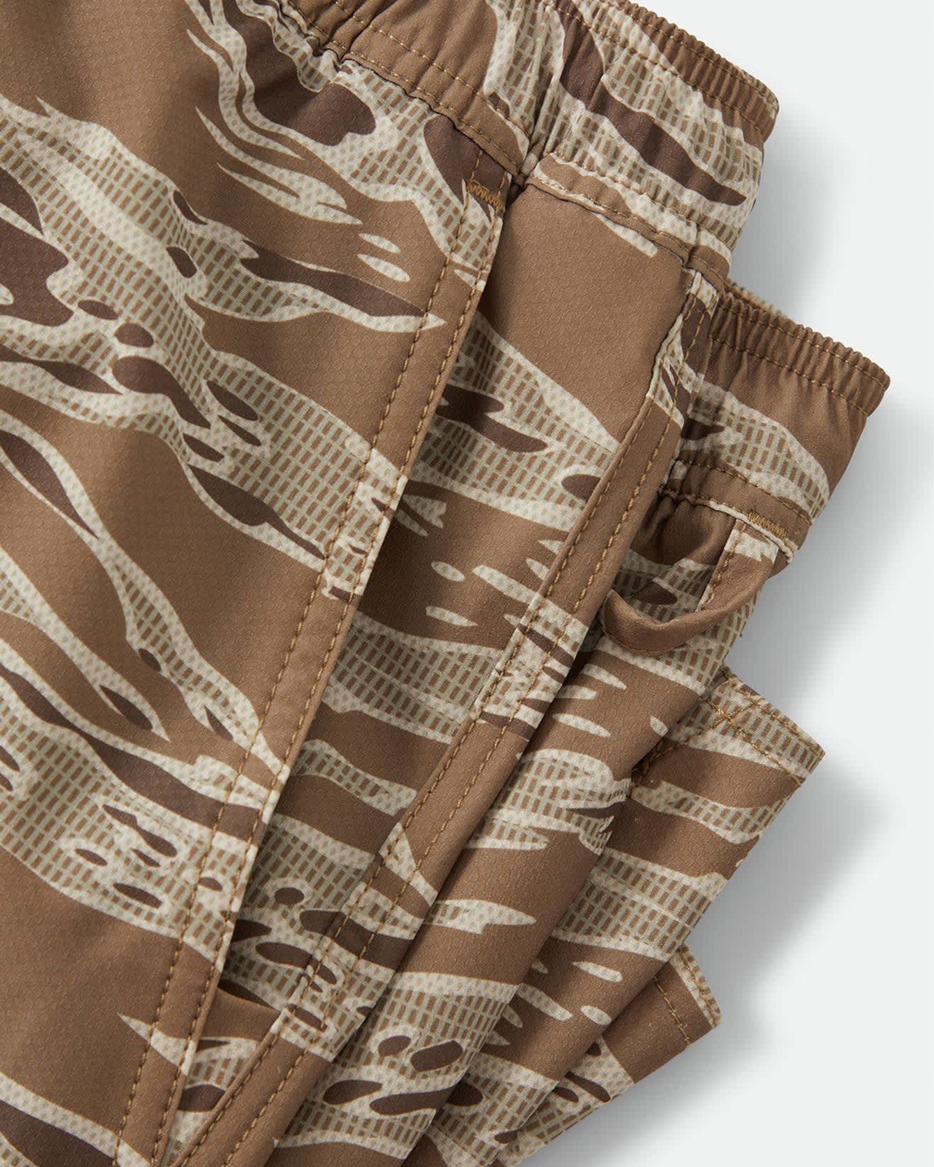 Brixton Journey Active Short - Desert Tiger Camo