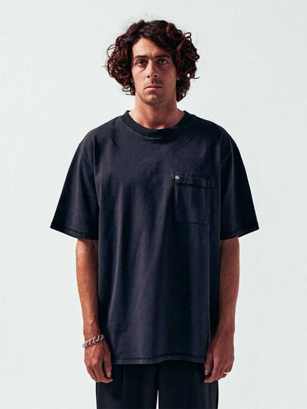 Former Men's CA Oversized Pocket Short Sleeve T-Shirt