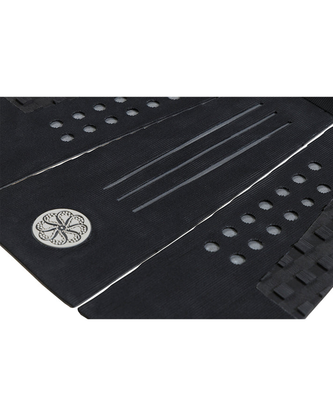 Chippa Wilson IV Signature Traction Pad- Black/Smoke