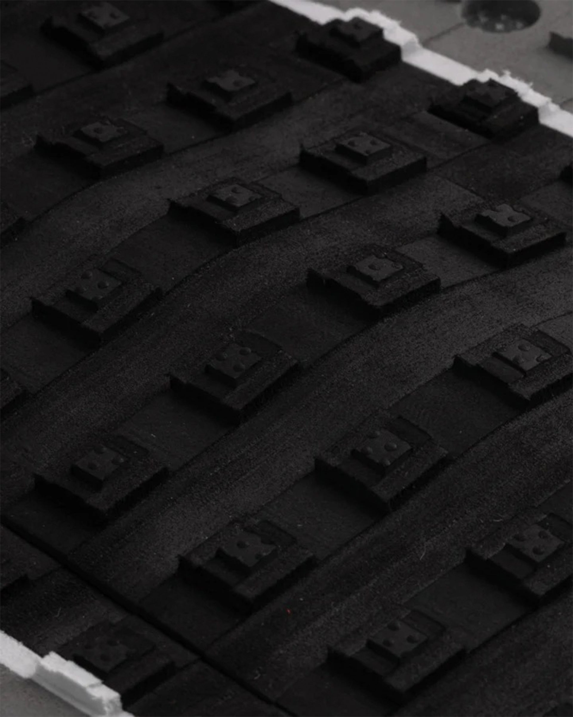 Creatures Of Leisure Ethan Ewing Lite Ecopure Pad - Black Charcoal Panel