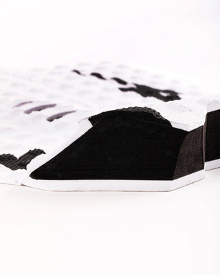Creatures Of Leisure Mick Eugene Fanning Signature Pad - White Black