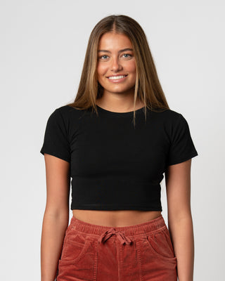 Core Fit Crop S/S Tee - Black