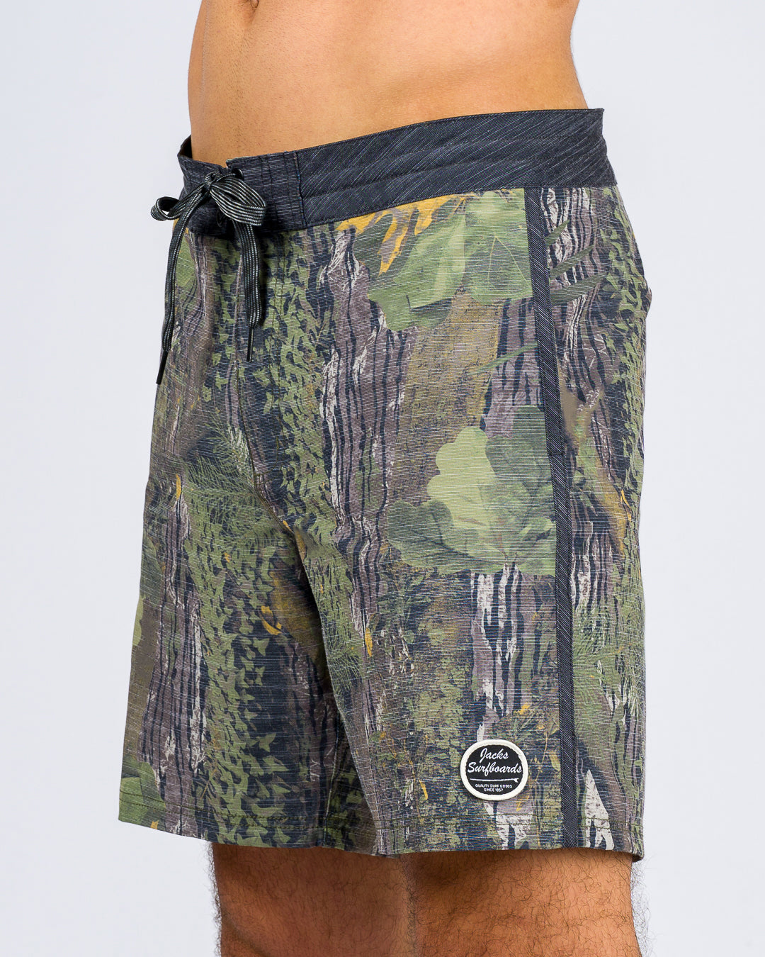 Jack's Surfboards Men's Subtropic 18" Boardshorts - Camo