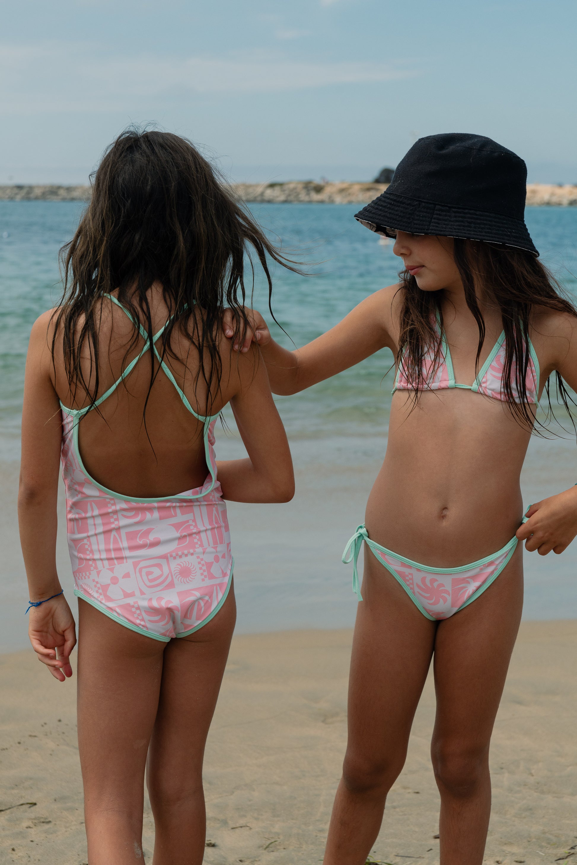 Girl's (8-16) Hula One-Piece Swim Suit - Pink