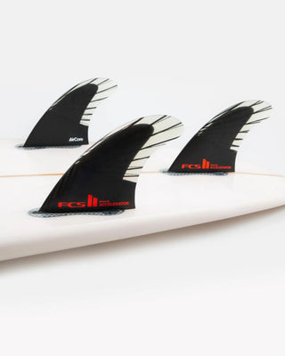 FCS II Accelerator PC Carbon Tri Fins