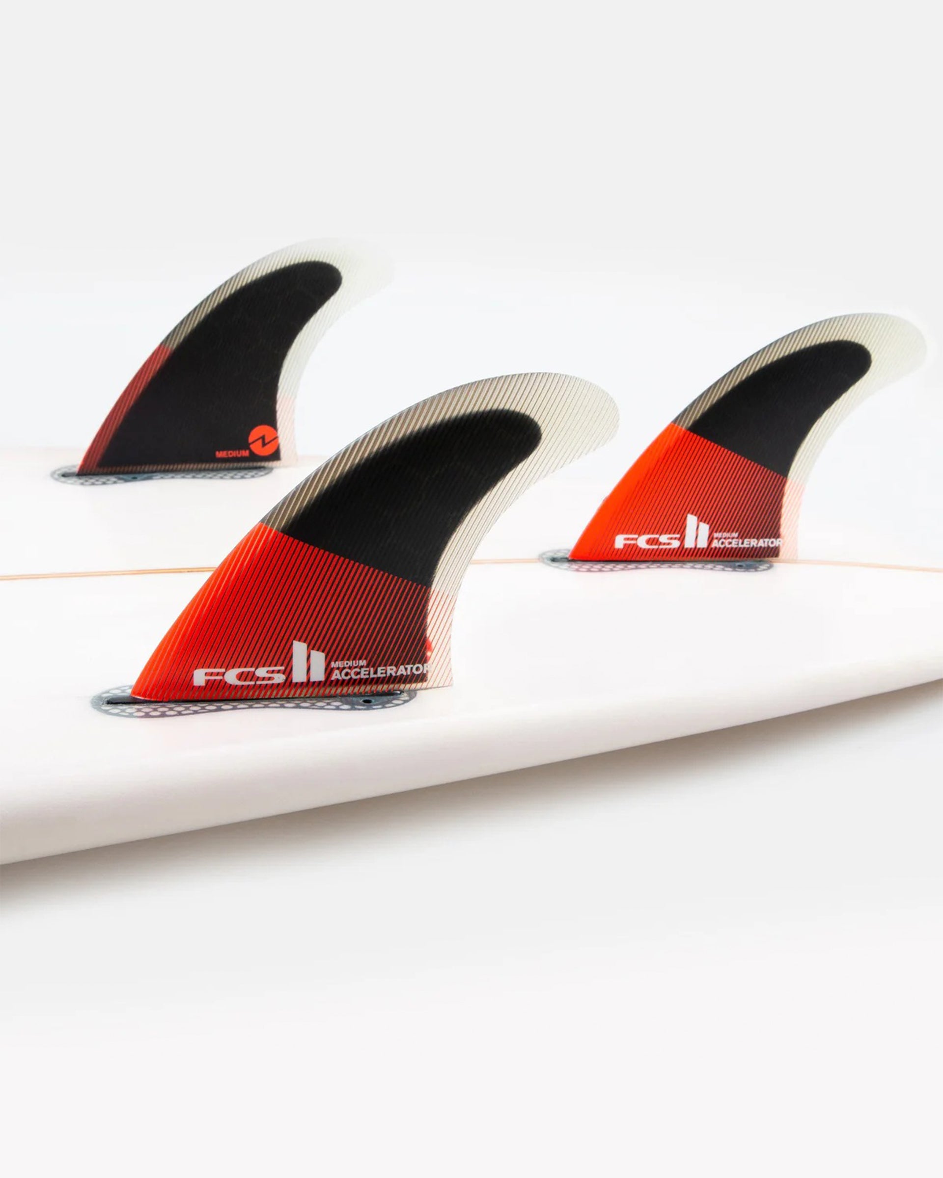 FCS II Accelerator PC Tri Fins - (M) - Red/Black