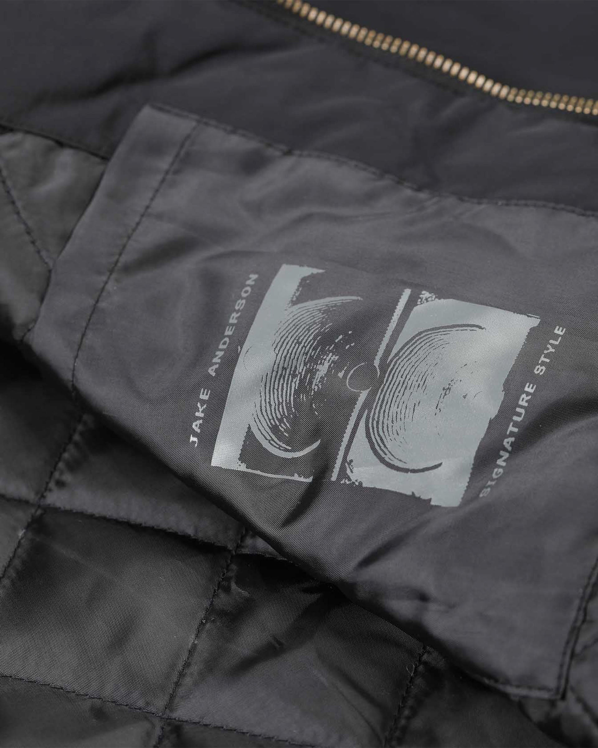 Former VT Nylon Jacket - Black