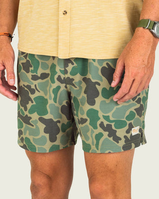 Marsh Wear Men's Fulton 6" Volley Shorts - Green Mallard Camo