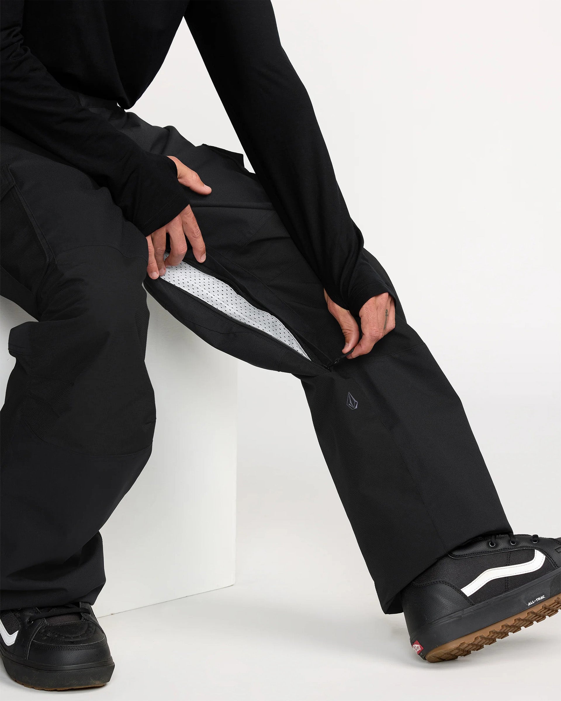 スノーボード VOLCOM NWRK BAGGY PANT L NWRK Baggy Snow Pants - Black – Jack's Surfboards