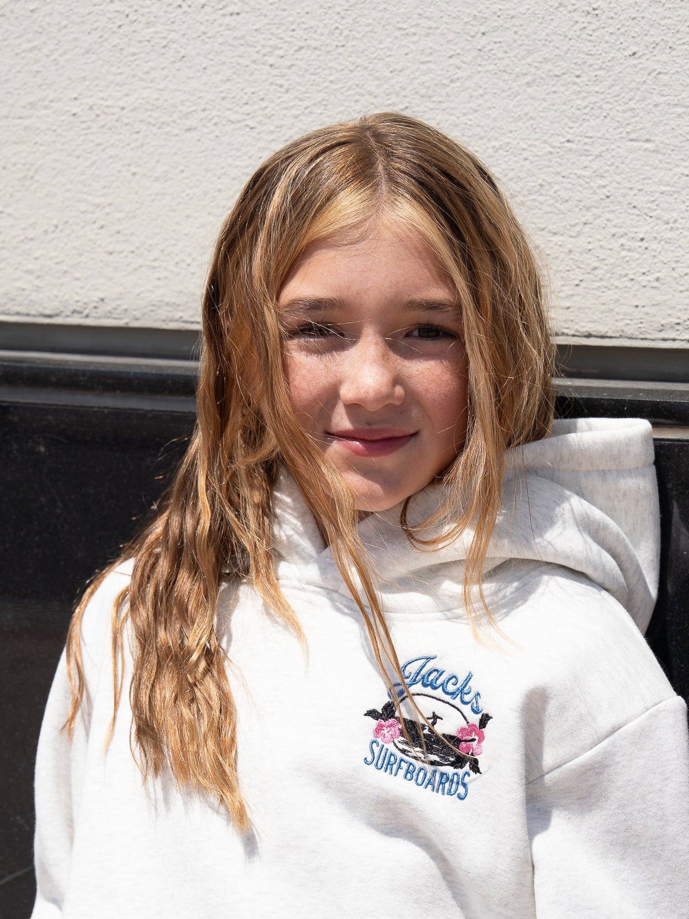 Girl's Tip Toe Embroidered Pullover Hoodie