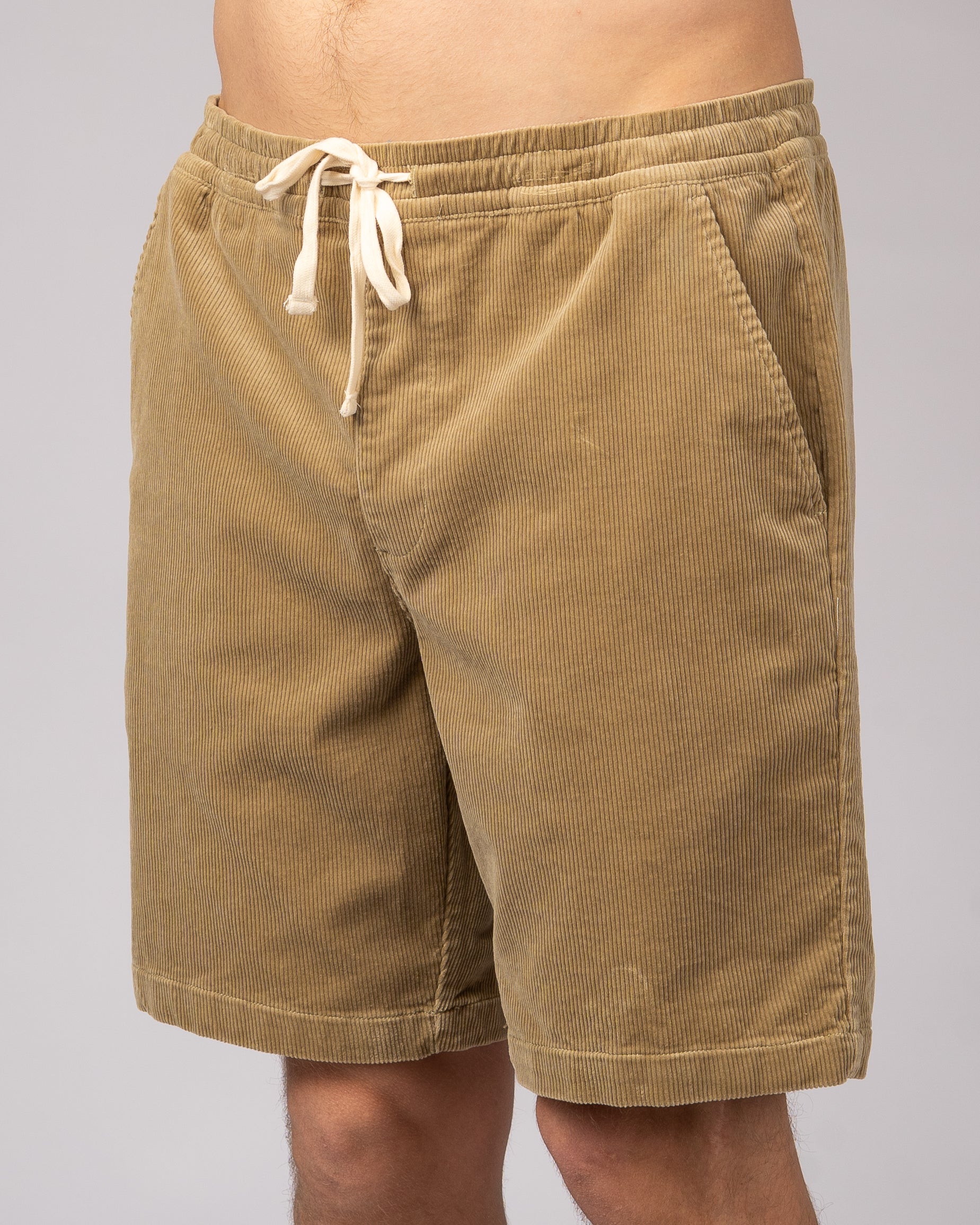 Latitude Shorts - Khaki