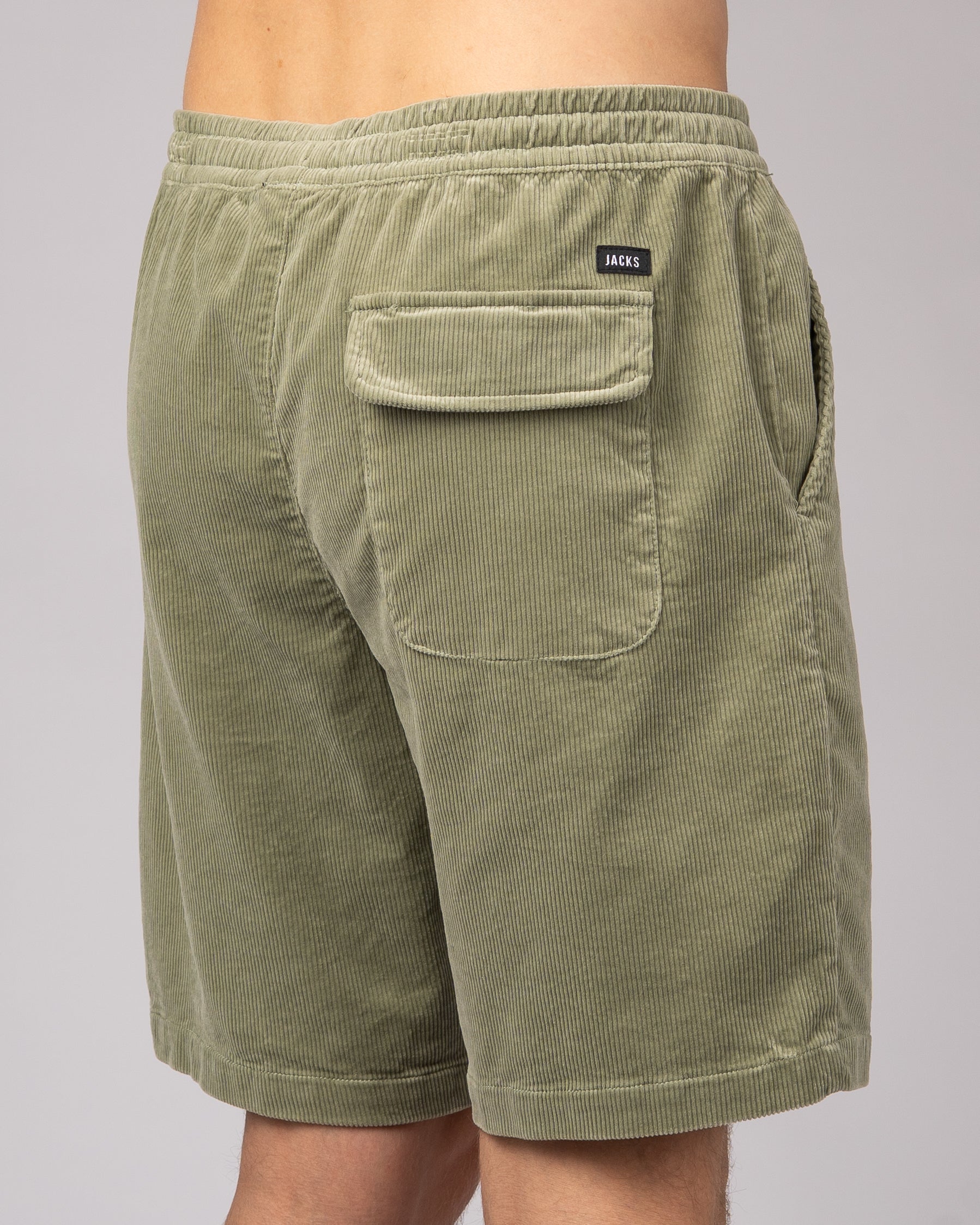 Latitude Shorts - Olive