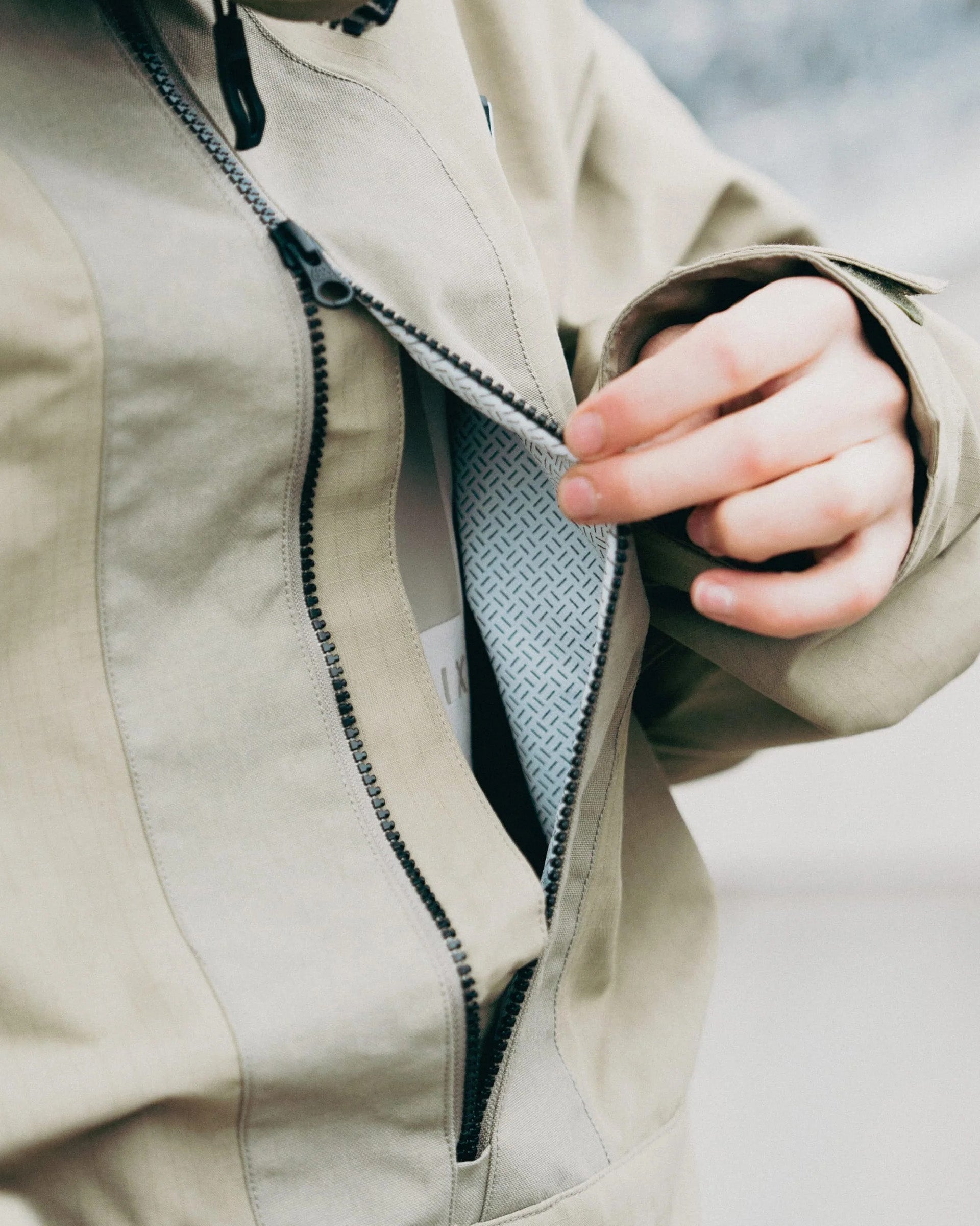 Ghost 2.5L Anorak - Sage Ripstop – Jack's Surfboards