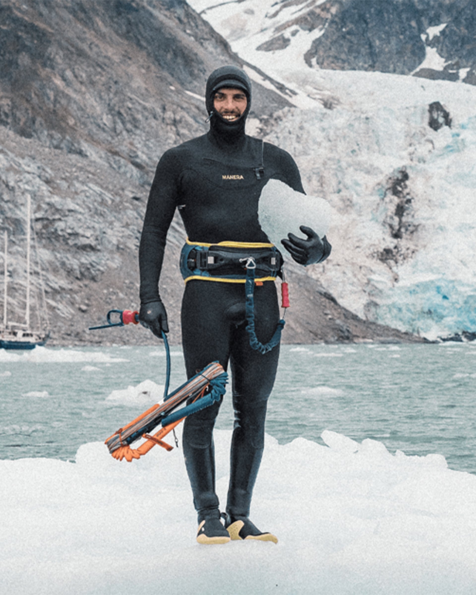 Manera Magma Steamer Hooded Front Zip 6/4mm Fullsuit Wetsuit