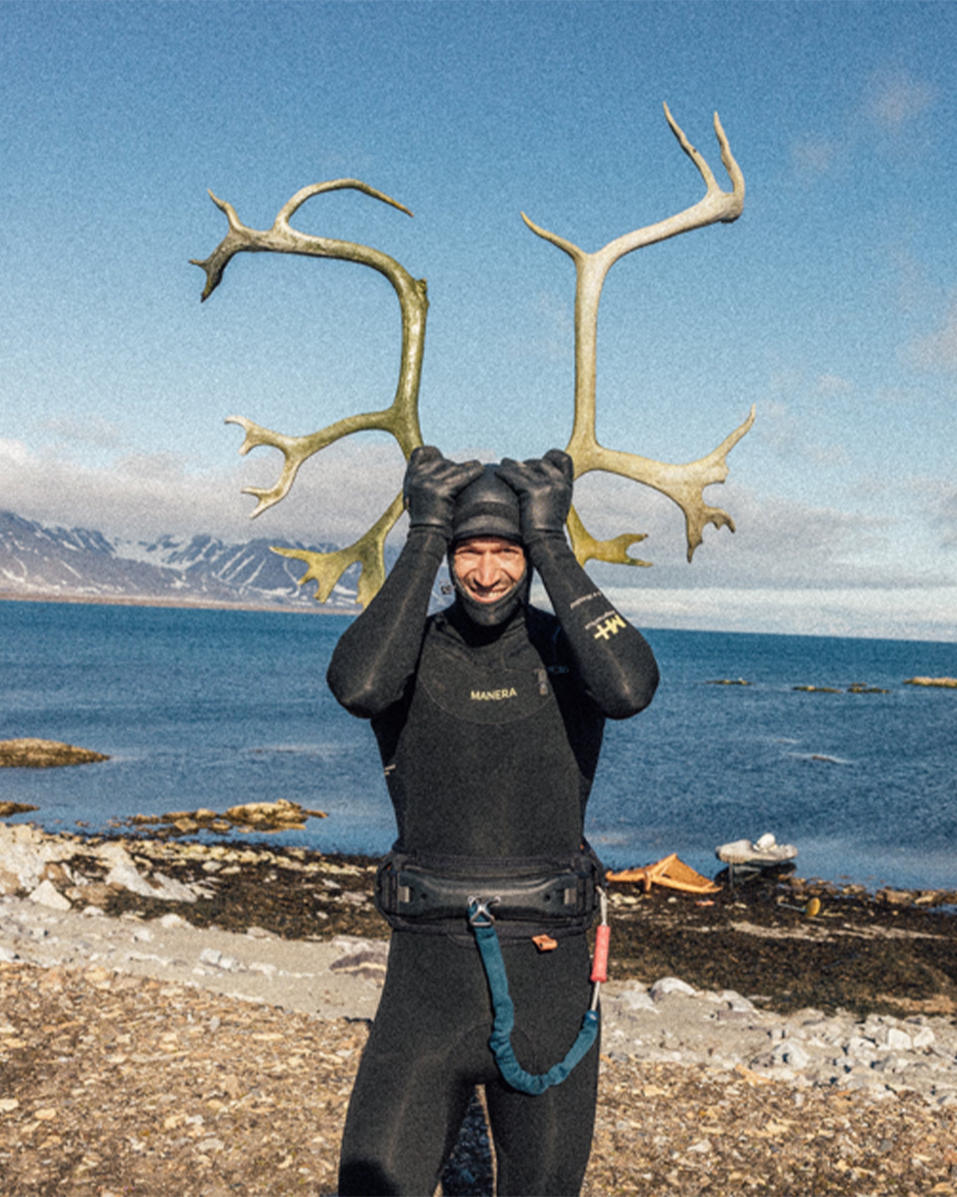 Manera Magma Steamer Hooded Front Zip 6/4mm Fullsuit Wetsuit