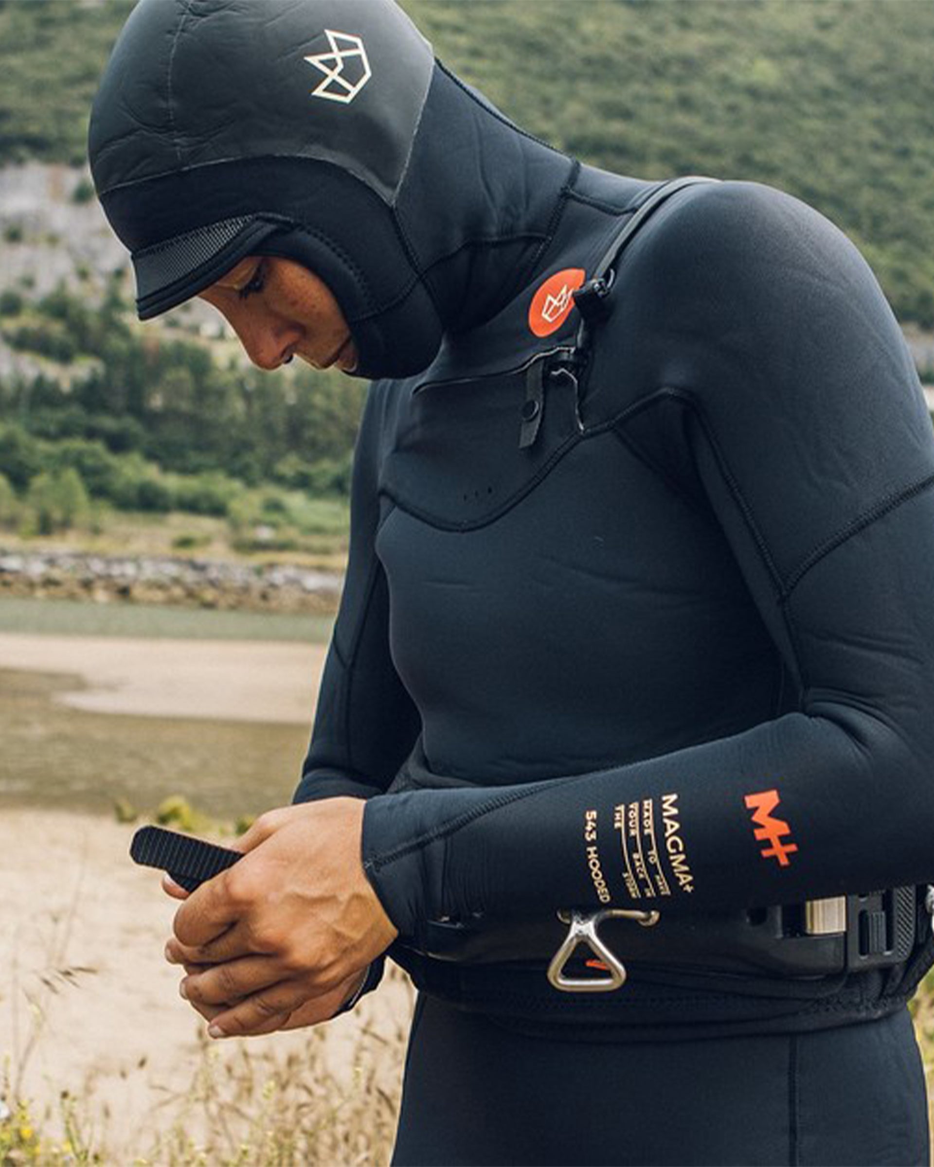 Women's Meteor Magma 5/4/3mm Steamer Hooded Fullsuit - 2022