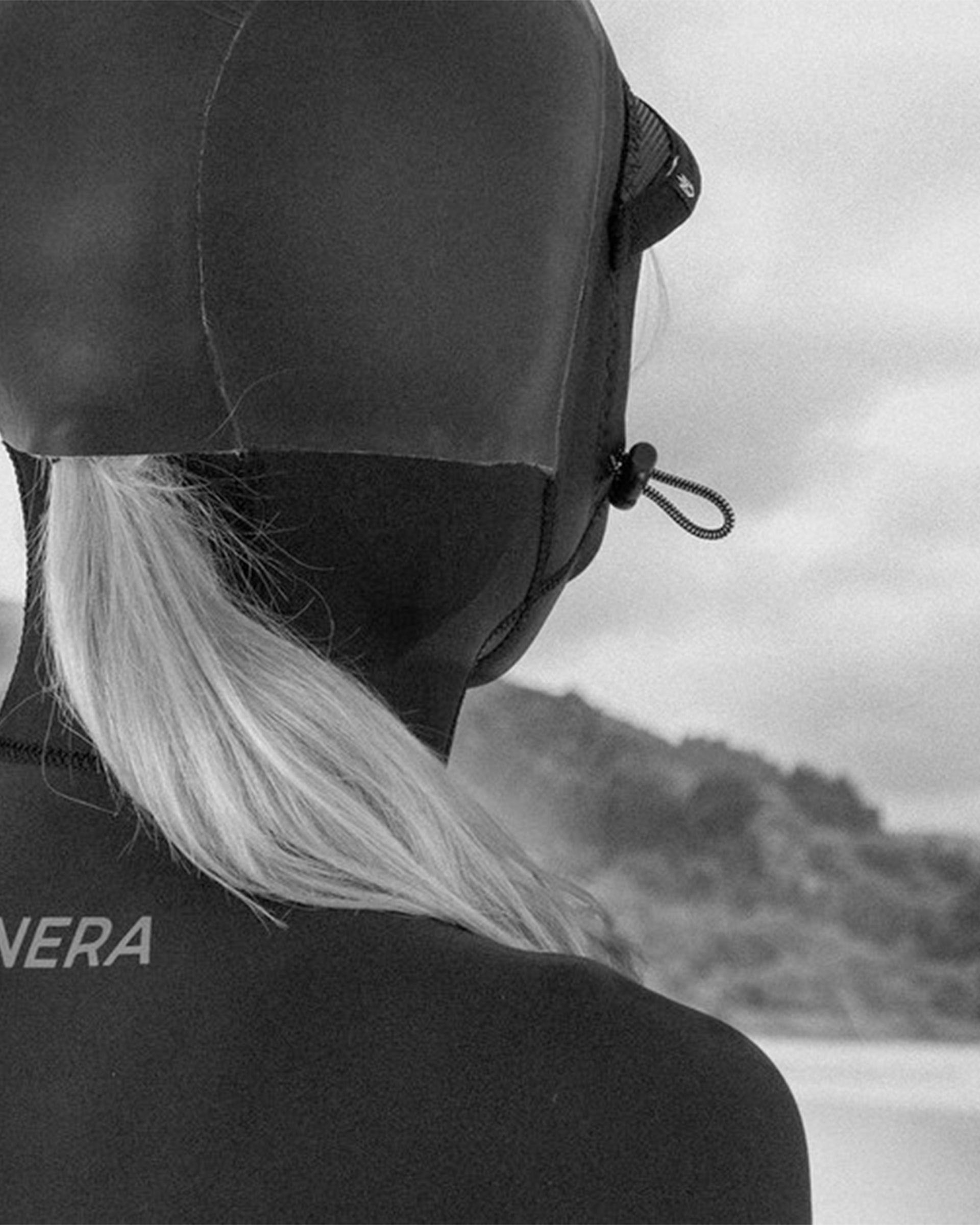 Women's Meteor Magma 5/4/3mm Steamer Hooded Fullsuit - 2022