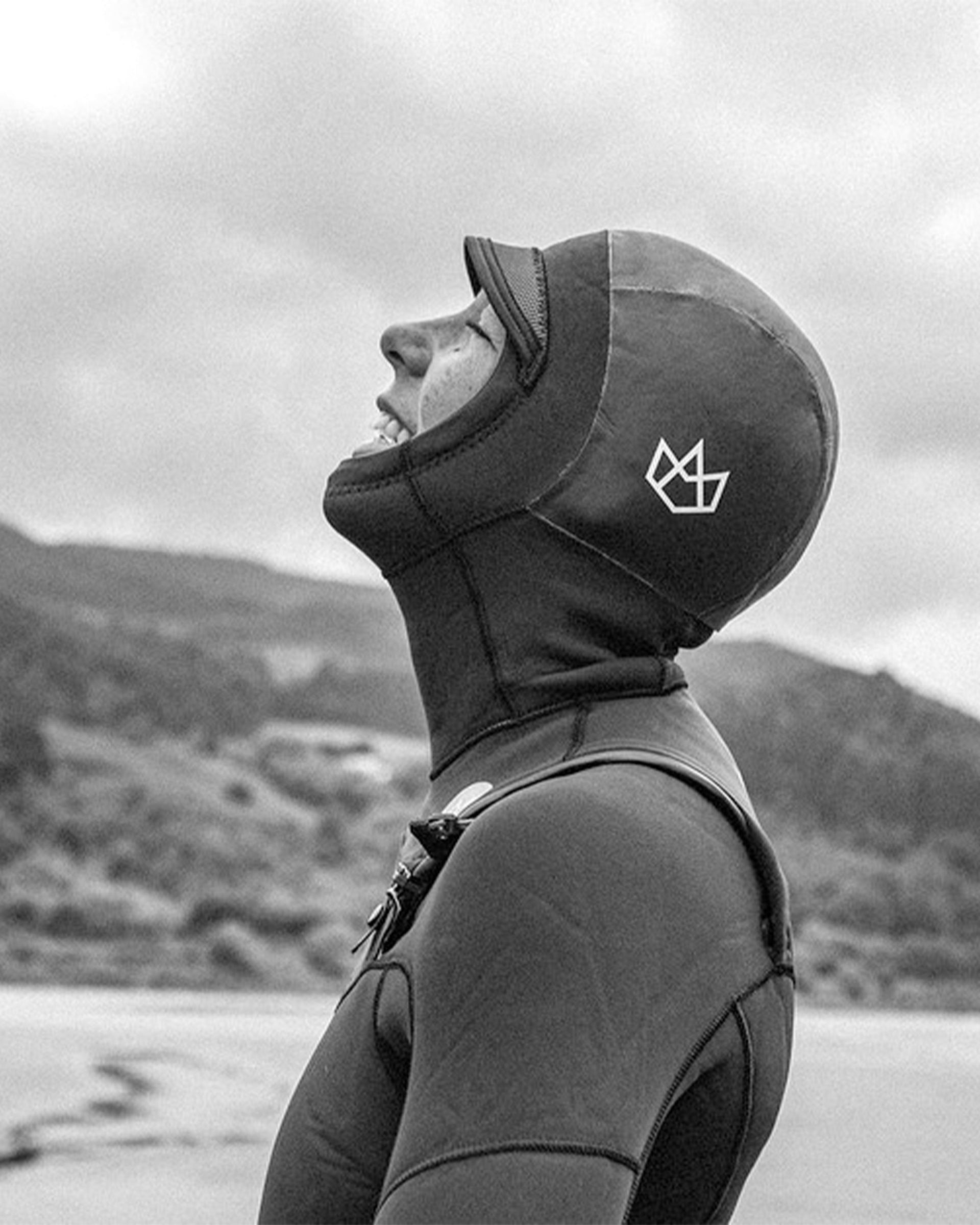 Women's Meteor Magma 5/4/3mm Steamer Hooded Fullsuit - 2022