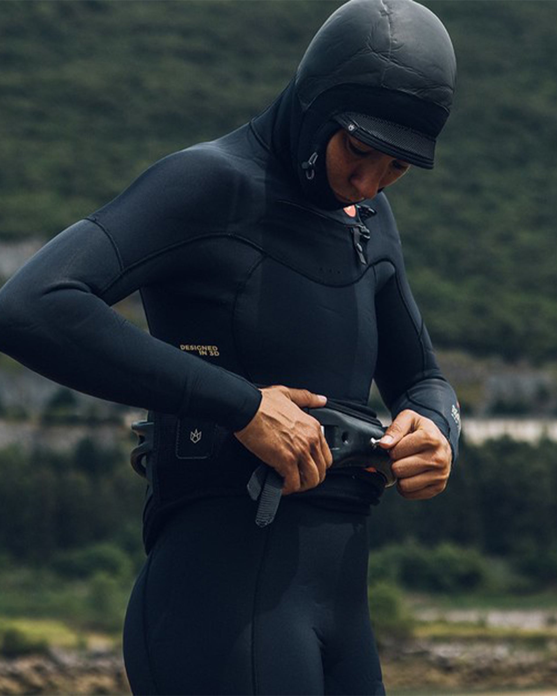 Women's Meteor Magma 5/4/3mm Steamer Hooded Fullsuit - 2022