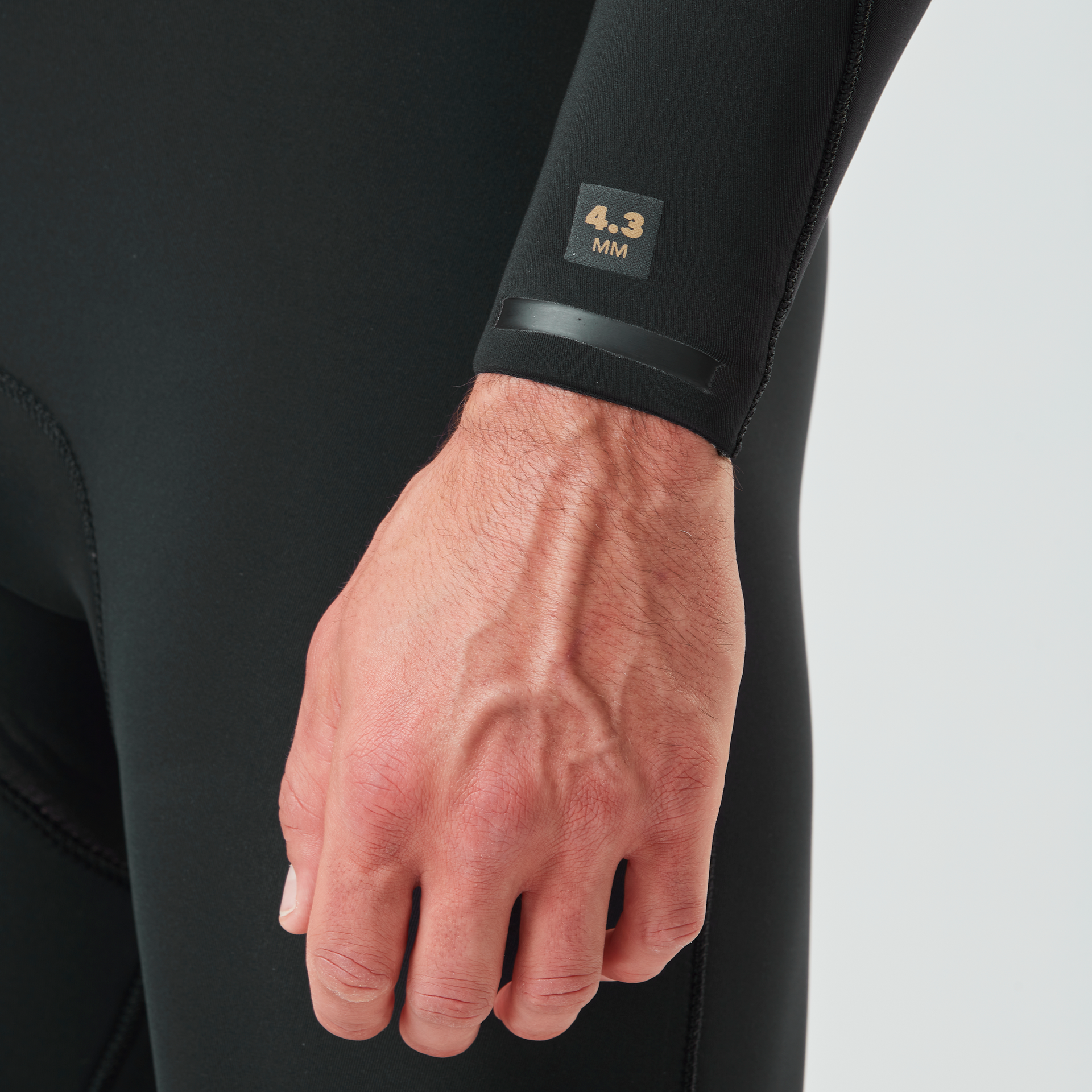 Picture Men's 4/3mm Equation Front Zip Fullsuit Wetsuit - BLACK