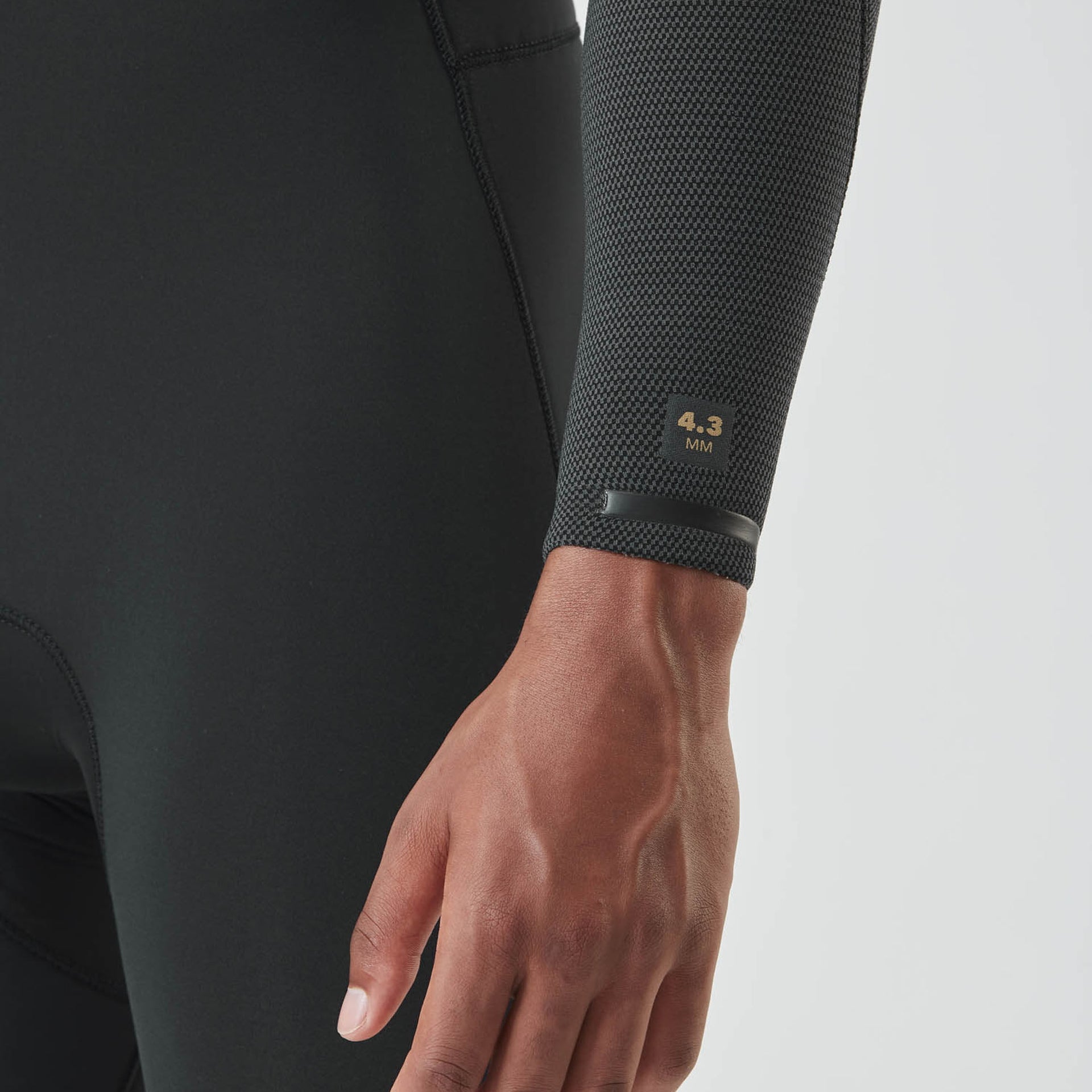 Picture 3/2mm Equation Flex Skin Front Chest Fullsuit Wetsuit - BLACK