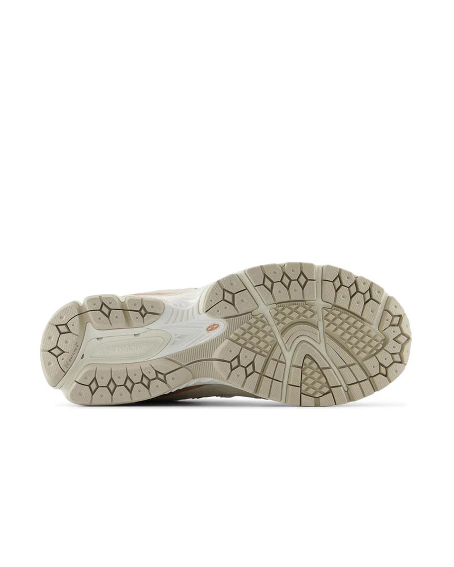 New Balance 2002R Shoes - Grey Brown