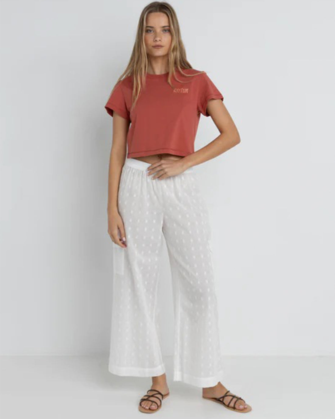 Rhythm Women's Rhythm Crop Crew Short Sleeve T-Shirt - Red