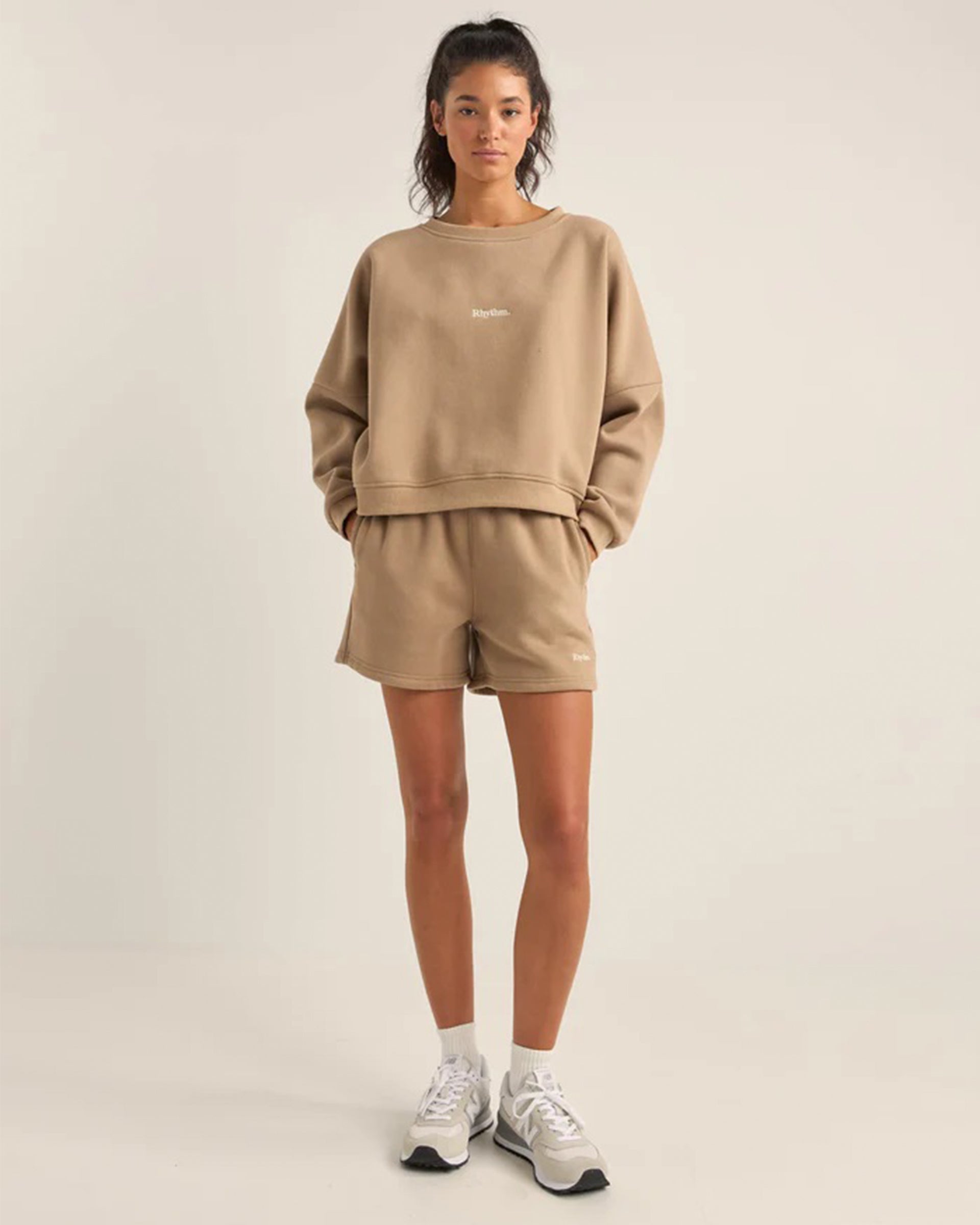 Rhythm Women's Logo Crew Neck Fleece - Taupe