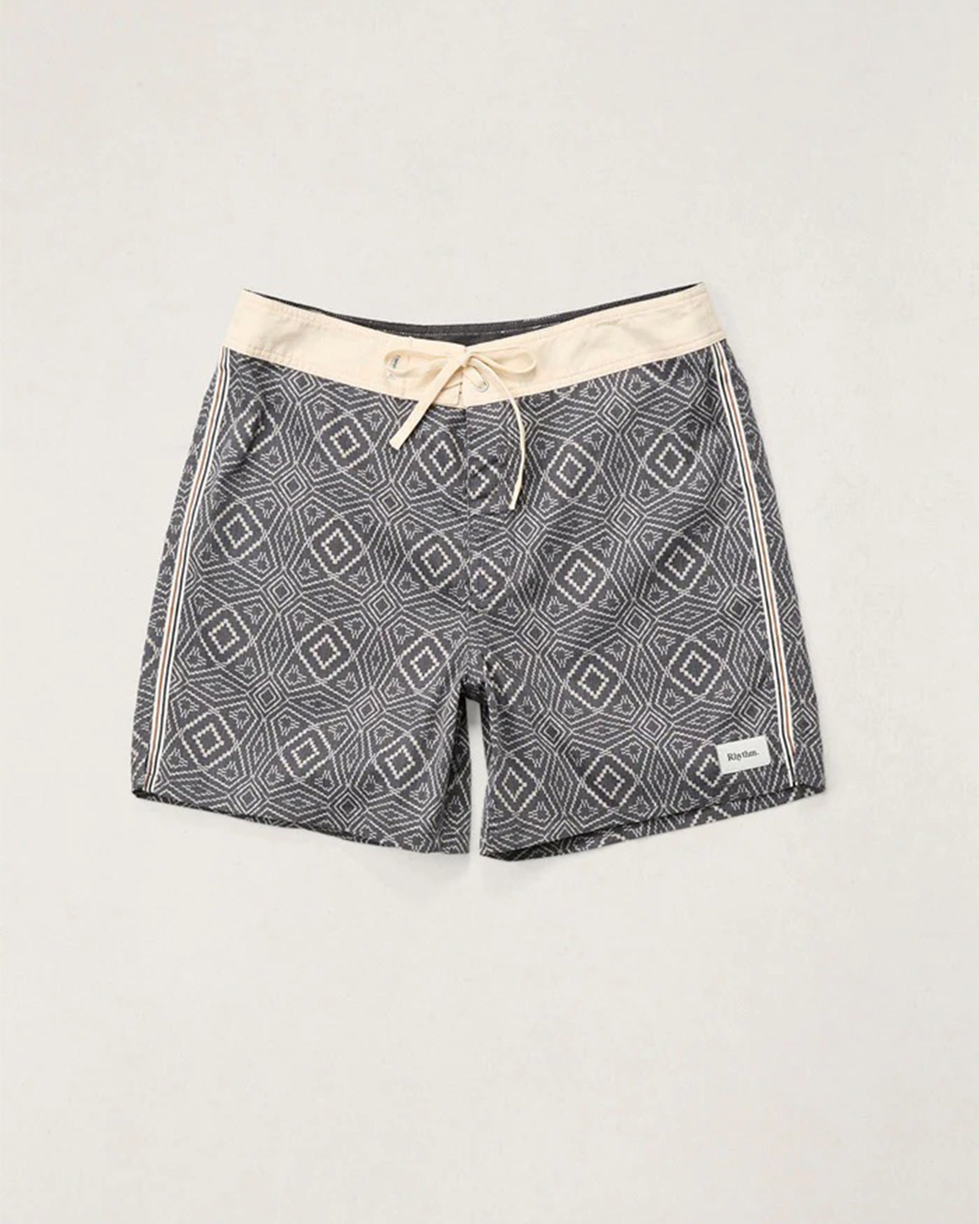 Rhythm Mosaic Heritage Trunk - Black