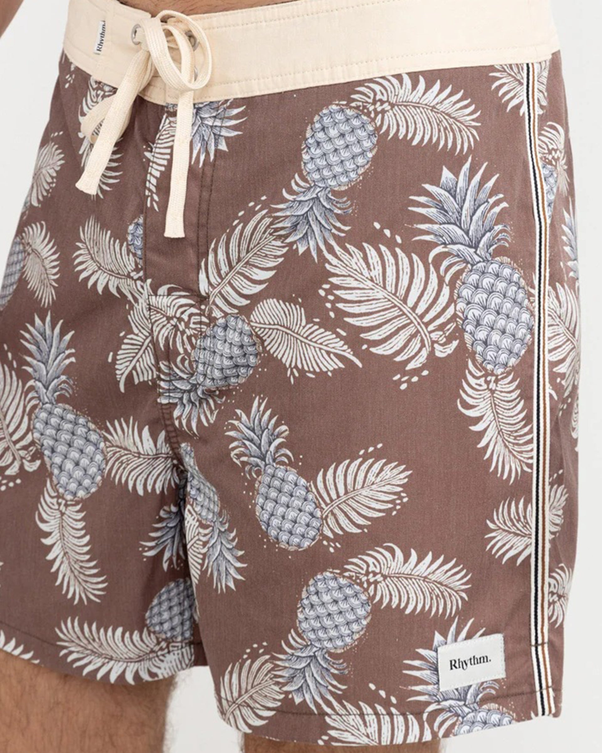 Rhythm Pineapple Heritage Trunk - Tobacco