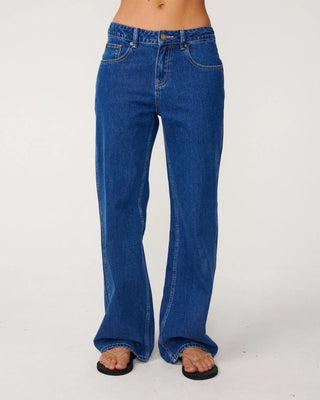 Rip Curl Women's Aggie Relaxed Jeans - Mid Blue