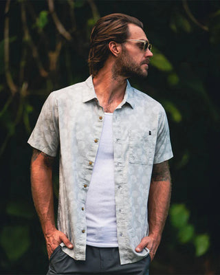 Roark Men's Journey Short Sleeve Shirt - Grey